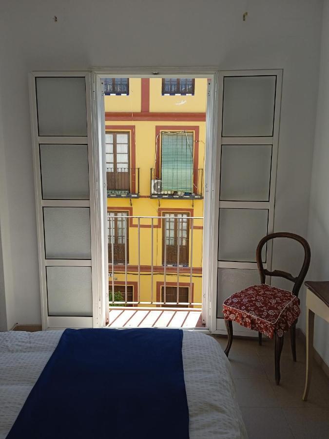 Apartamento Casco Antiguo Exterior Unico En Segunda Planta En Un Edificio De De Dos Plantas เซบีญา ภายนอก รูปภาพ