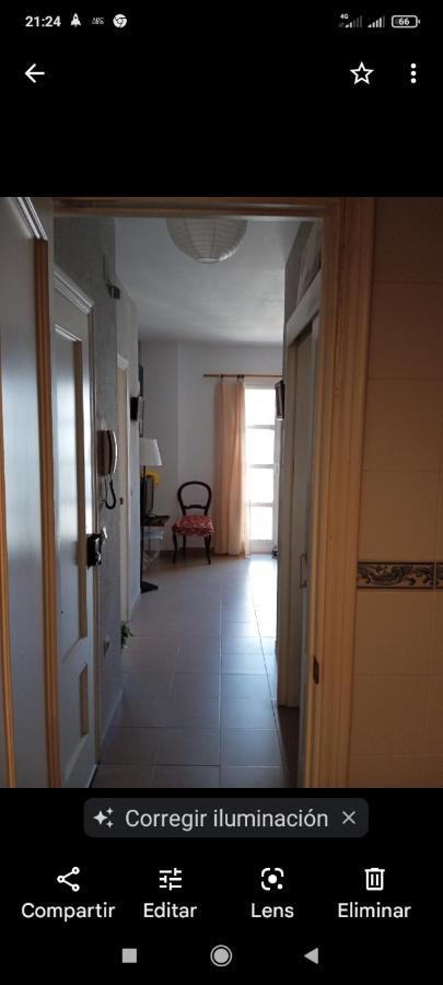 Apartamento Casco Antiguo Exterior Unico En Segunda Planta En Un Edificio De De Dos Plantas เซบีญา ภายนอก รูปภาพ