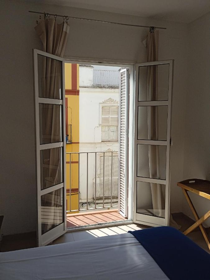 Apartamento Casco Antiguo Exterior Unico En Segunda Planta En Un Edificio De De Dos Plantas เซบีญา ภายนอก รูปภาพ